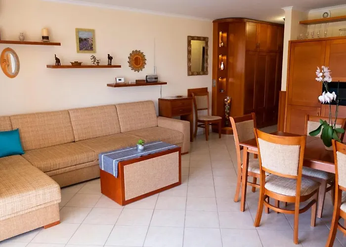 Aart 아파트 초팍